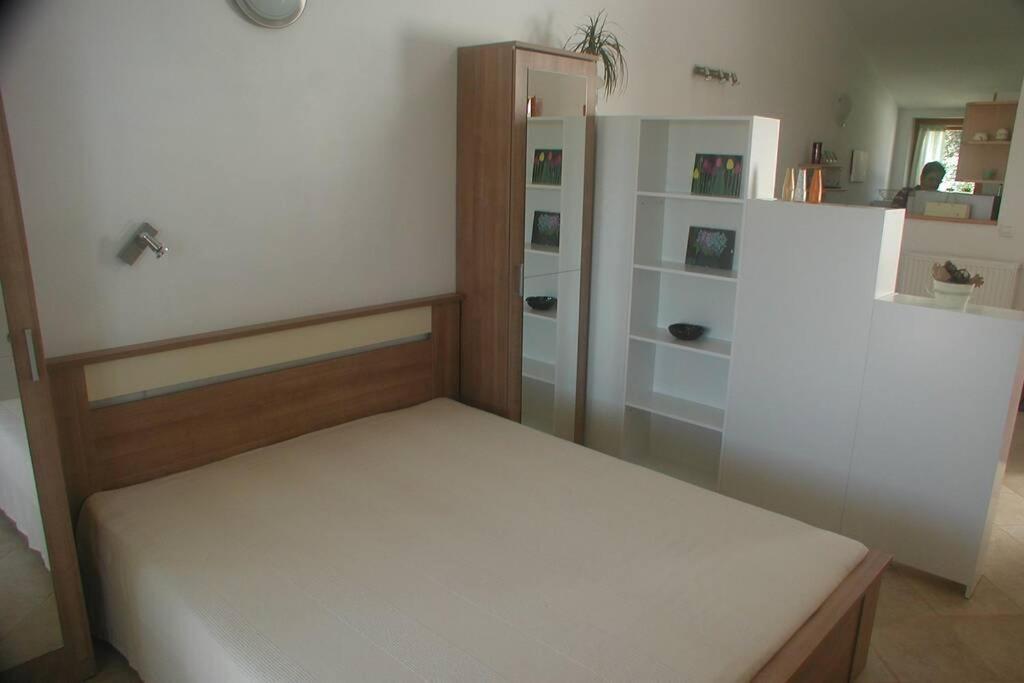 Stinjan-Studio Apartment Petric Pula Extérieur photo